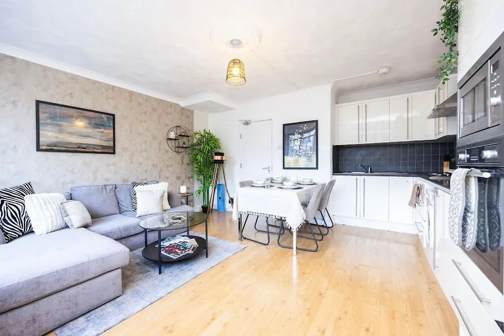 12 Halstead Niu Apartment London