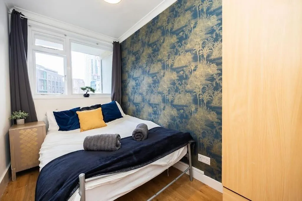 12 Halstead Niu Apartment London
